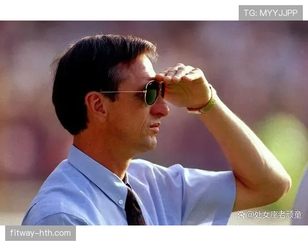 克鲁伊夫比赛节奏对现代足球进攻哲学的影响与分析 克鲁伊夫比赛节奏对现代足球进攻哲学的影响与分析