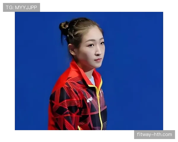 刘诗雯训练再狂热，鞋底磨穿了还藏着秘密装备？